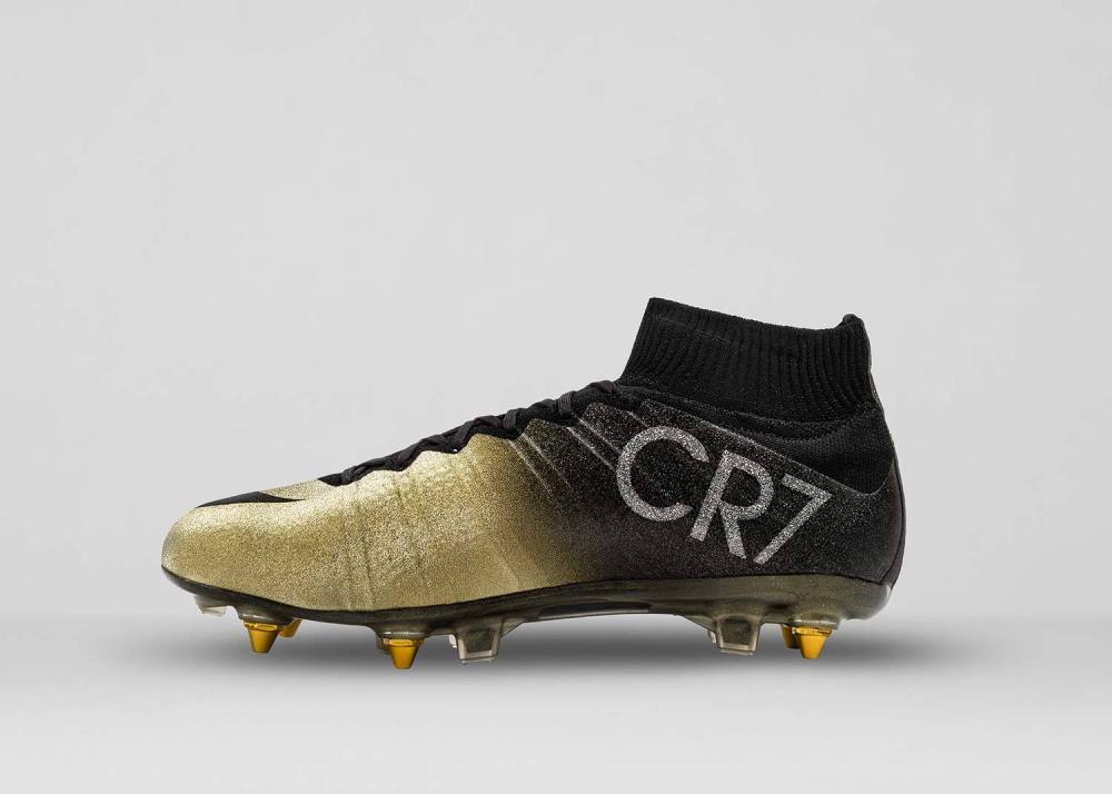 scarpe cr7 2016