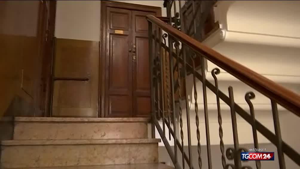 Milano, donna uccide compagno con una katana