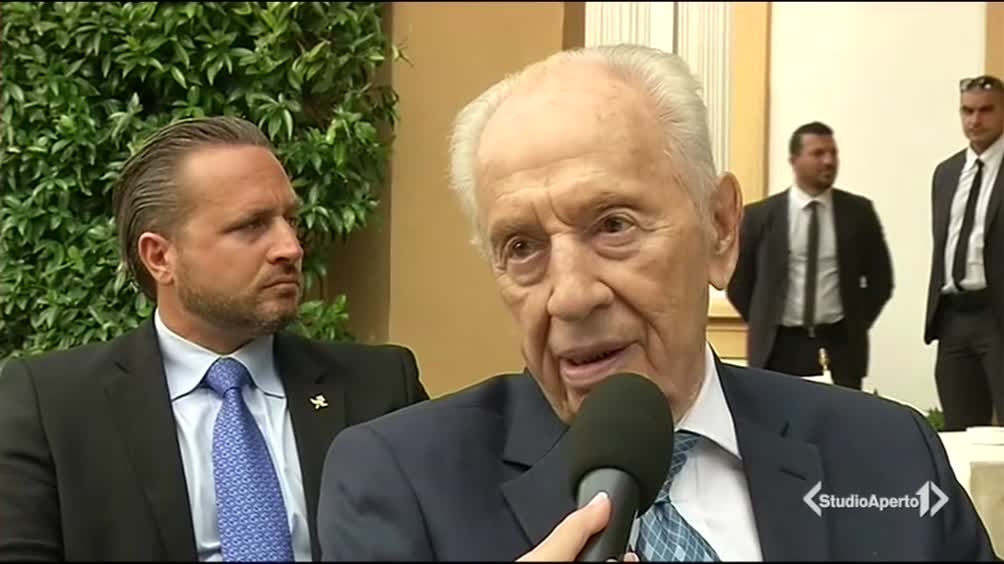 Addio al falco che voleva la pace Addio al falco che voleva la pace