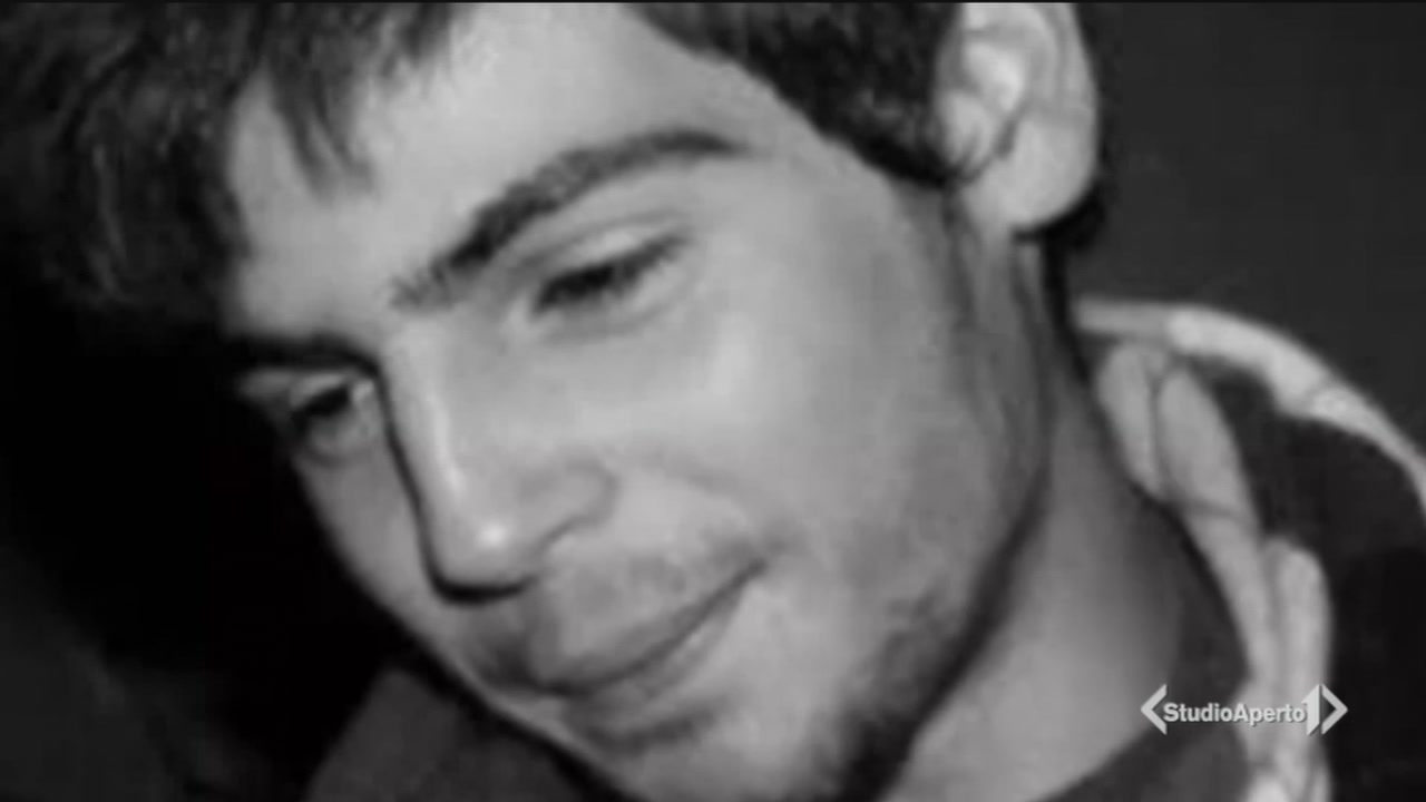Londra, ragazzo italiano ucciso a coltellate Londra, ragazzo italiano ucciso a coltellate