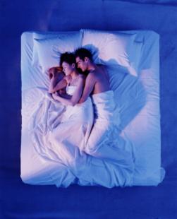 Camera da letto: l\'ideale è il blu - Per Lei - Tgcom24 Camera da letto: l\'ideale è il blu - Per Lei - Tgcom24