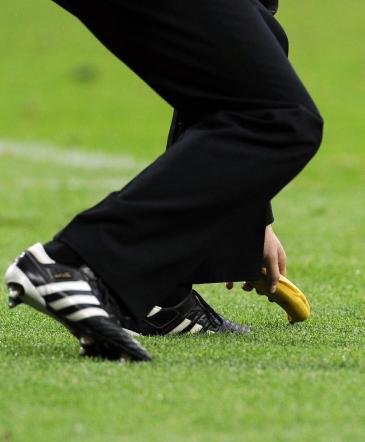 Lanciano una banana contro Balotelli C_2_fotogallery_1011094__ImageGallery__imageGalleryItem_0_image