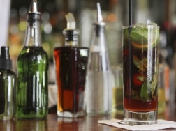 Lalko non è presente allatto di cura di alcolismo