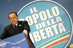 Berlusconi:riforme, discutere con opposizione La trattativa sarà condotta da Alfano" Il leader del Pdl interviene al congresso milanese del partito C_2_articolo_1038922_imagepp