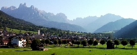 Mezzano: il fascino delle Dolomiti Mezzano: il fascino delle Dolomiti