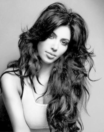 Kim Kardashian e Arianny Celeste nude su Twitter - foto hot