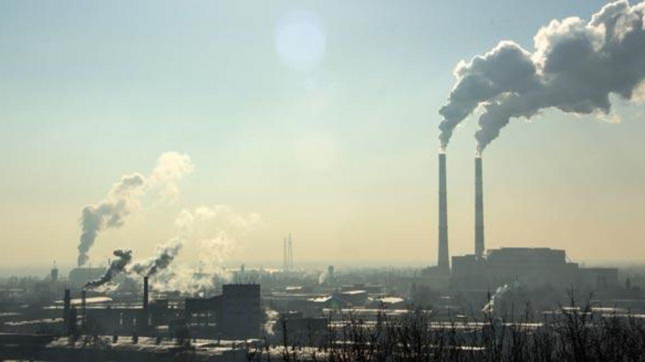 Inquinamento, torna a crescere il gas che buca l'ozono: è stato vietato nel 2010
