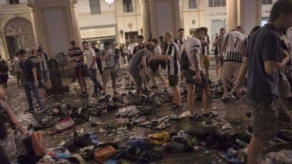 Tragedia di Piazza San Carlo, forse una rapina con spray urticante scatenò il panico - foto 1