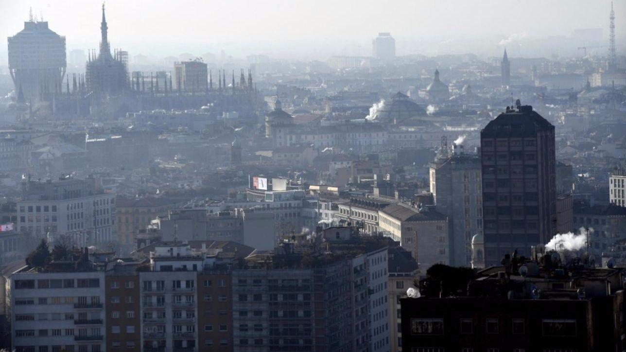 Milano, smog record: da martedì stop ai veicoli inquinanti