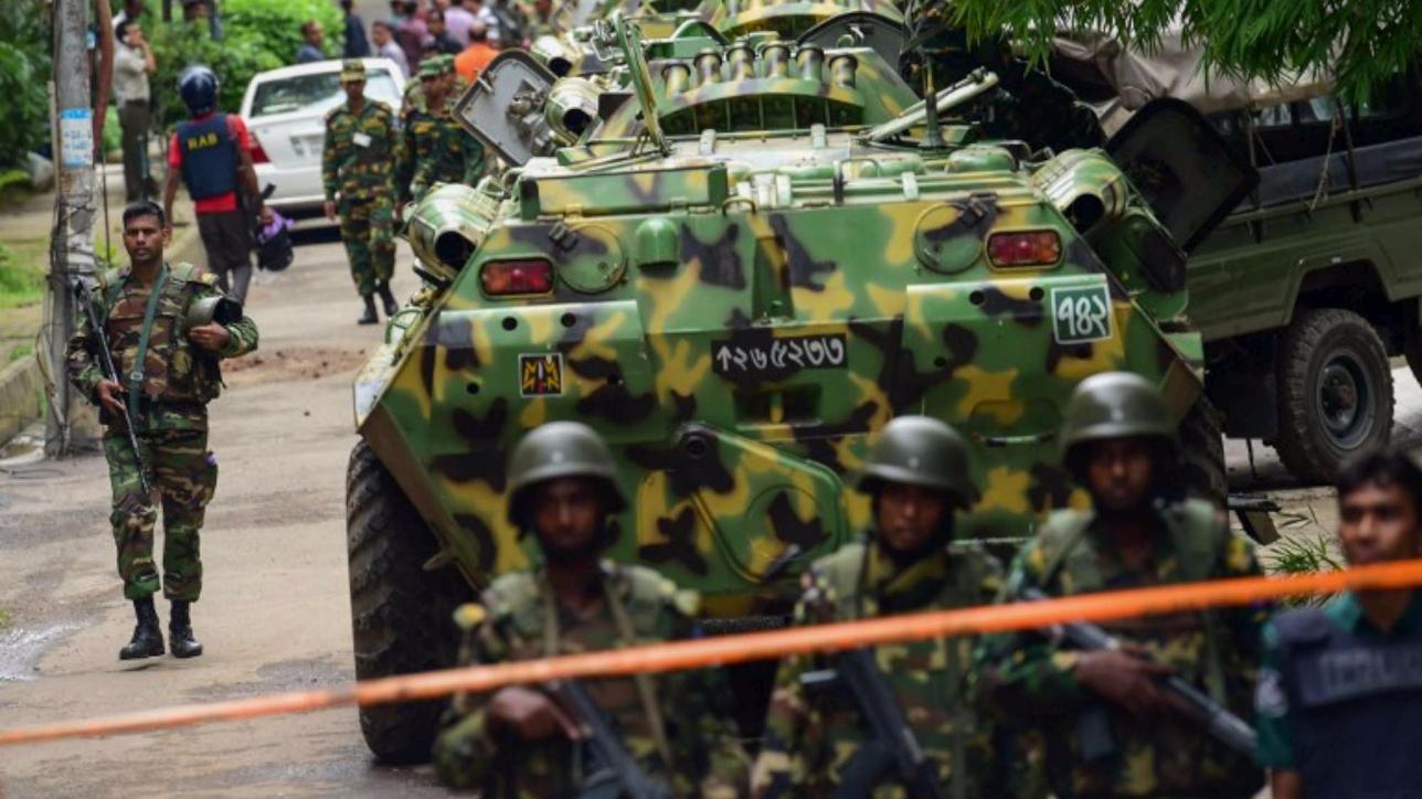 Dacca, 9 italiani tra i 20 ostaggi uccisi: risparmiato solo chi conosceva il Corano